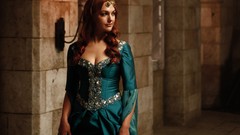Actress brunettes models turkish Meryem Sahra Uzerli
