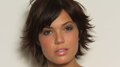 Actress brunettes woman mandy