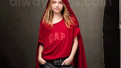 Actress Dakota fanning Celebrity