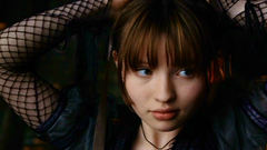 Actress emily browning woman