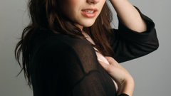 Actress emma roberts