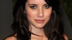 Actress emma roberts