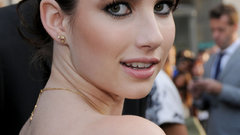 Actress emma roberts