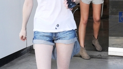 Actress emma roberts