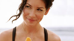Actress evangeline lilly woman