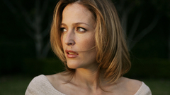 Actress Gillian Anderson