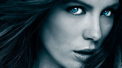 Actress Kate Beckinsale faces