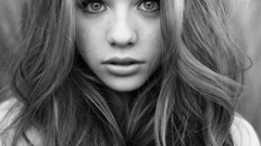 Actress michelle trachtenberg