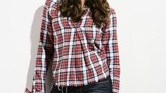 Actress models ashley greene