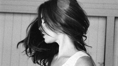 Actress photo shoot Christa Allen