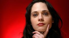 Actress zooey deschanel