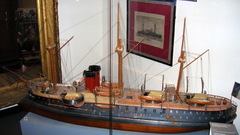 Admiral duperr ship model