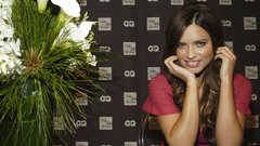 Adriana lima blue eyes