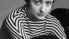 Age large Sagan high Resolution befedff