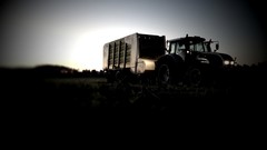 Agriculture farming Claas Valtra T202 Claas Cargos 9400