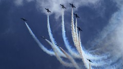 Aircraft air skies contrails