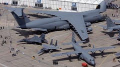Aircraft airfield Lockheed f-15 eagle C-5 Galaxy C-130 Hercules 