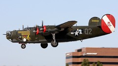 Aircraft airplanes bomber Warbird