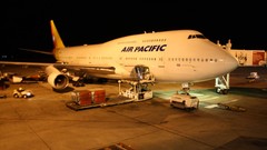 Aircraft airports boeing 747-400