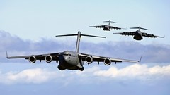 Aircraft c-17 globemaster globemaster