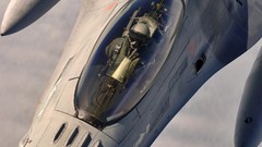 Aircraft cockpit f-16 fighting