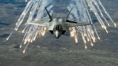 Aircraft F-22 Raptor flares
