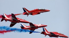 Aircraft jets contrails