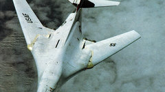 Aircraft military bomber B1