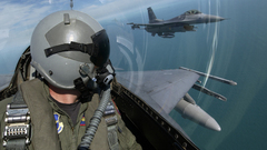 Aircraft military pilot f-16
