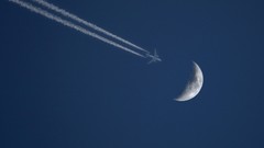 Aircraft moon contrails skyscapes