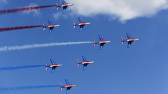 Aircraft skyscapes contrails