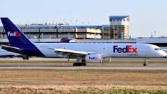 Aircraft spring fedex cargo aircrafts bussines