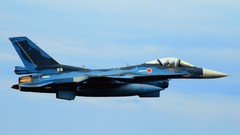 Aircraft wars f-16 fighting falcon