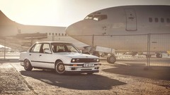 Aircraft white bbs BMW E30 M3