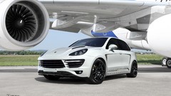 Aircraft white Vantage GTR porsche cayenne
