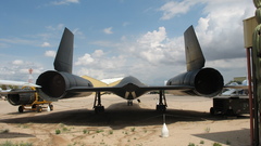 Aircrafts military SR-71 blackbird