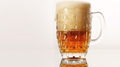 Alcohol white background drinks Simple Background beers