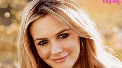 Alicia Silverstone