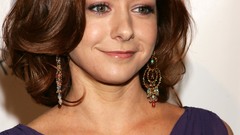 Alyson Hannigan woman