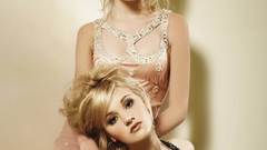 Alyson michalka Amanda Michalka