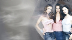 Alyssa Milano charmed