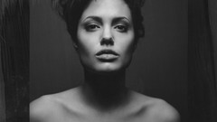 Angelina Jolie