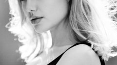 Angelina Jolie monochrome