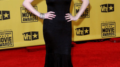 Anna kendrick black dress