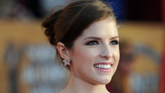 Anna kendrick woman