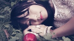 Apples asians snow-white models black hair cosplay Viet Nam