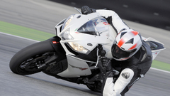 Aprilia RSV4 high Resolution