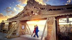 Architecture dancing