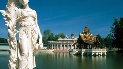 Architecture sculptures