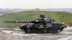 Army bazooka tanks machine gun Russians US Marines Corps US Army